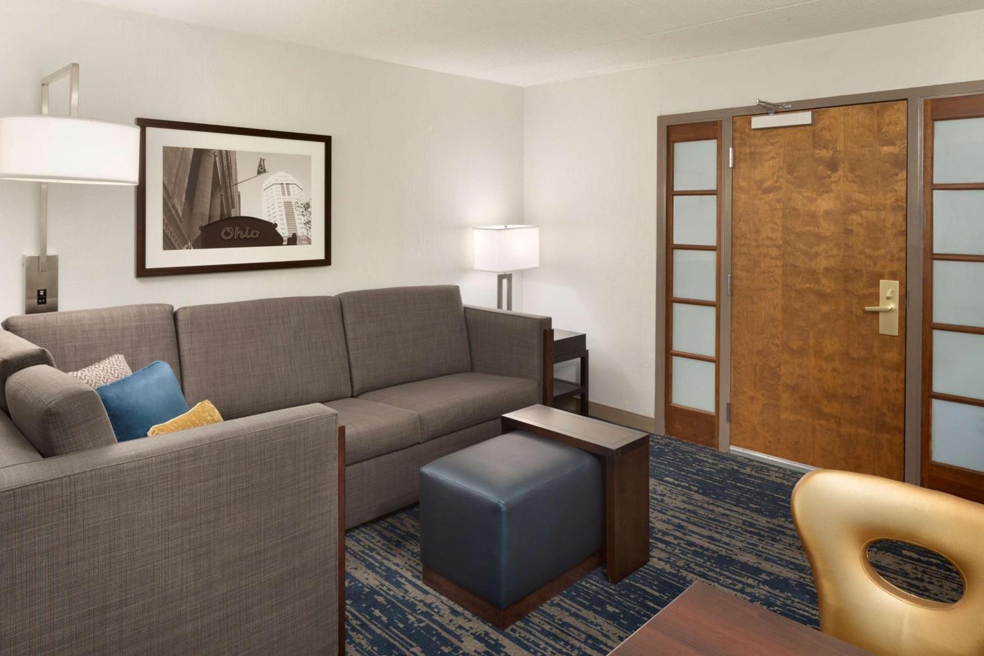 Embassy Suites By Hilton Columbus Extérieur photo